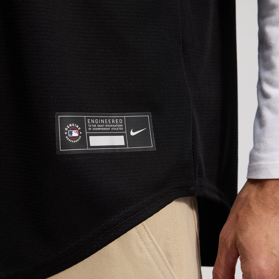 Chicago White Sox Alternate Replica Team Jersey — Black