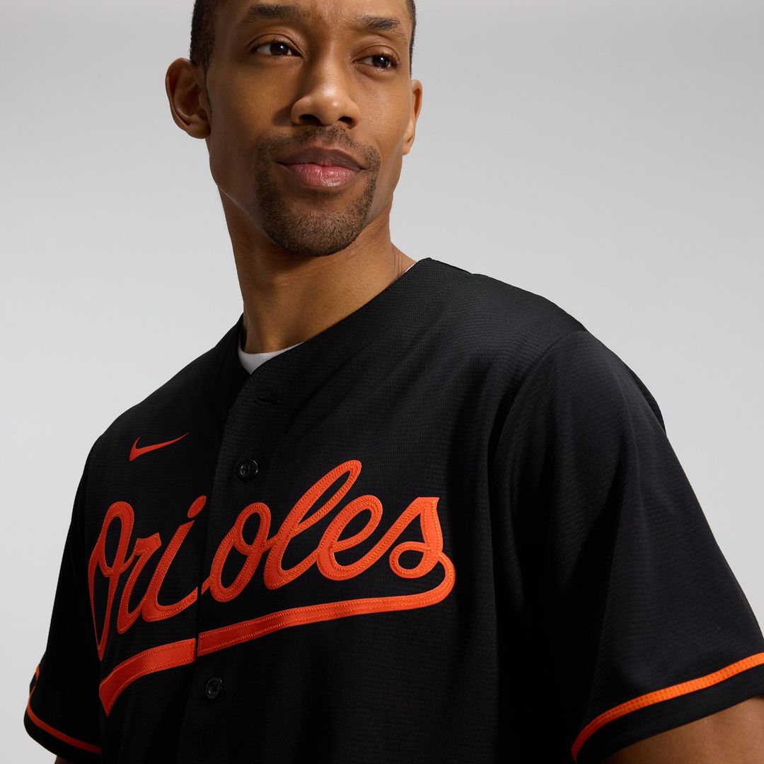 Baltimore Orioles Road Replica Team Jersey — Gray