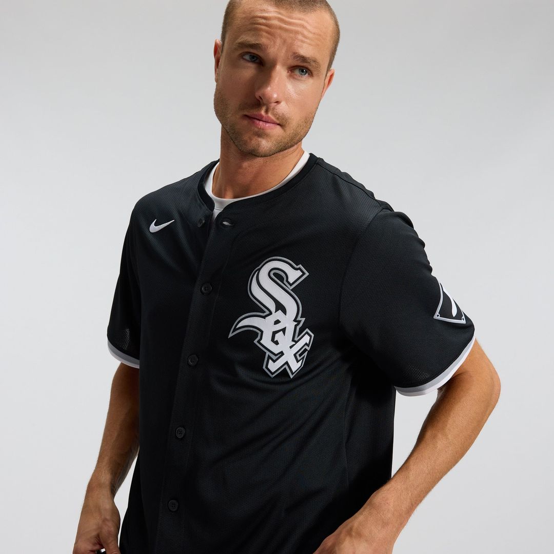 Chicago White Sox Alternate Limited Jersey — Black