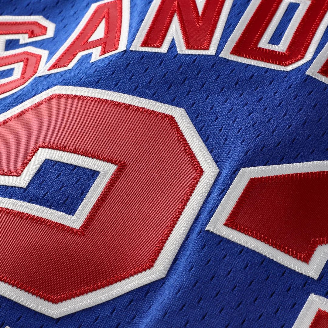 Chicago Cubs Ryne Sandberg Cooperstown 1997 Mesh Batting Practice Button-Up Jersey — Royal