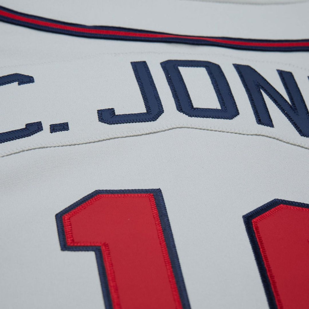 Atlanta Braves Chipper Jones 1995 Throwback Authentic Jersey — Gray