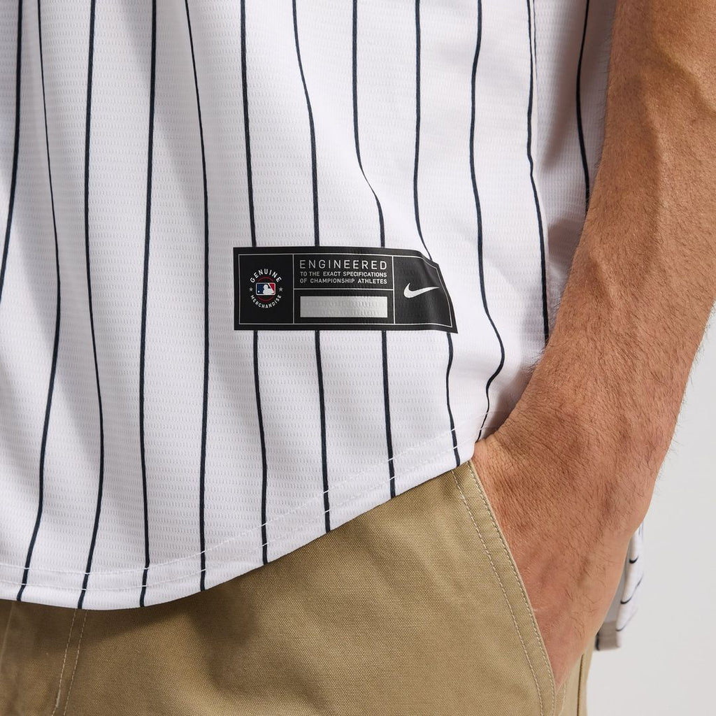 Chicago White Sox Alternate Replica Team Jersey — Black