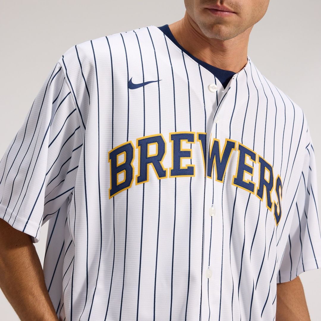 Milwaukee Brewers Christian Yelich Alternate Replica Jersey — White