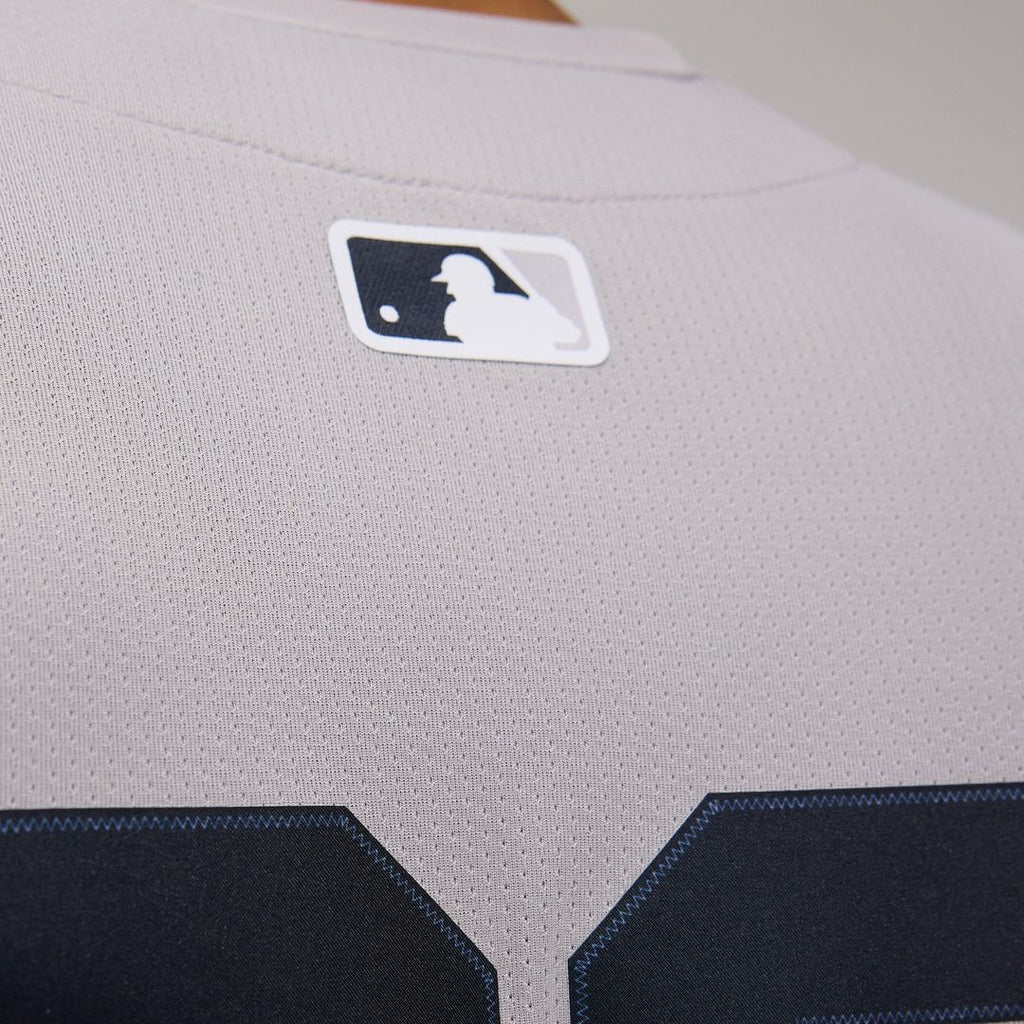 New York Yankees Aaron Judge Road Limited Jersey — Gray