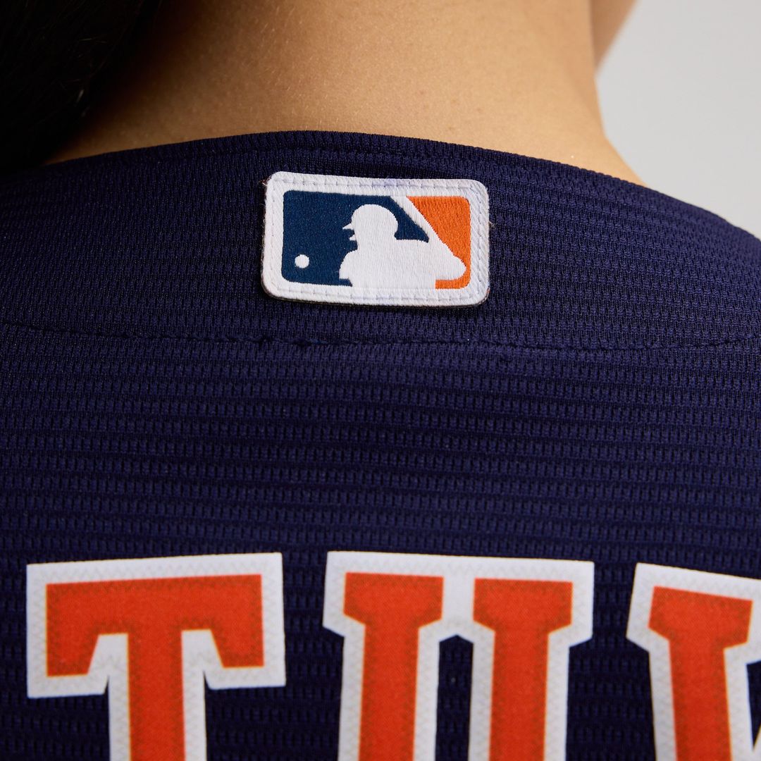 Houston Astros Jose Altuve Women's Alternate Replica Jersey — Navy