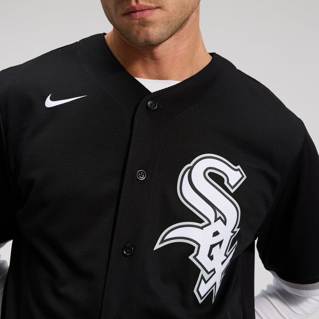 Chicago White Sox Alternate Replica Team Jersey — Black