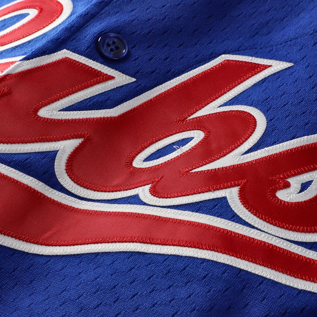 Chicago Cubs Ryne Sandberg Cooperstown 1996 Mesh Batting Practice Button-Up Jersey — Royal
