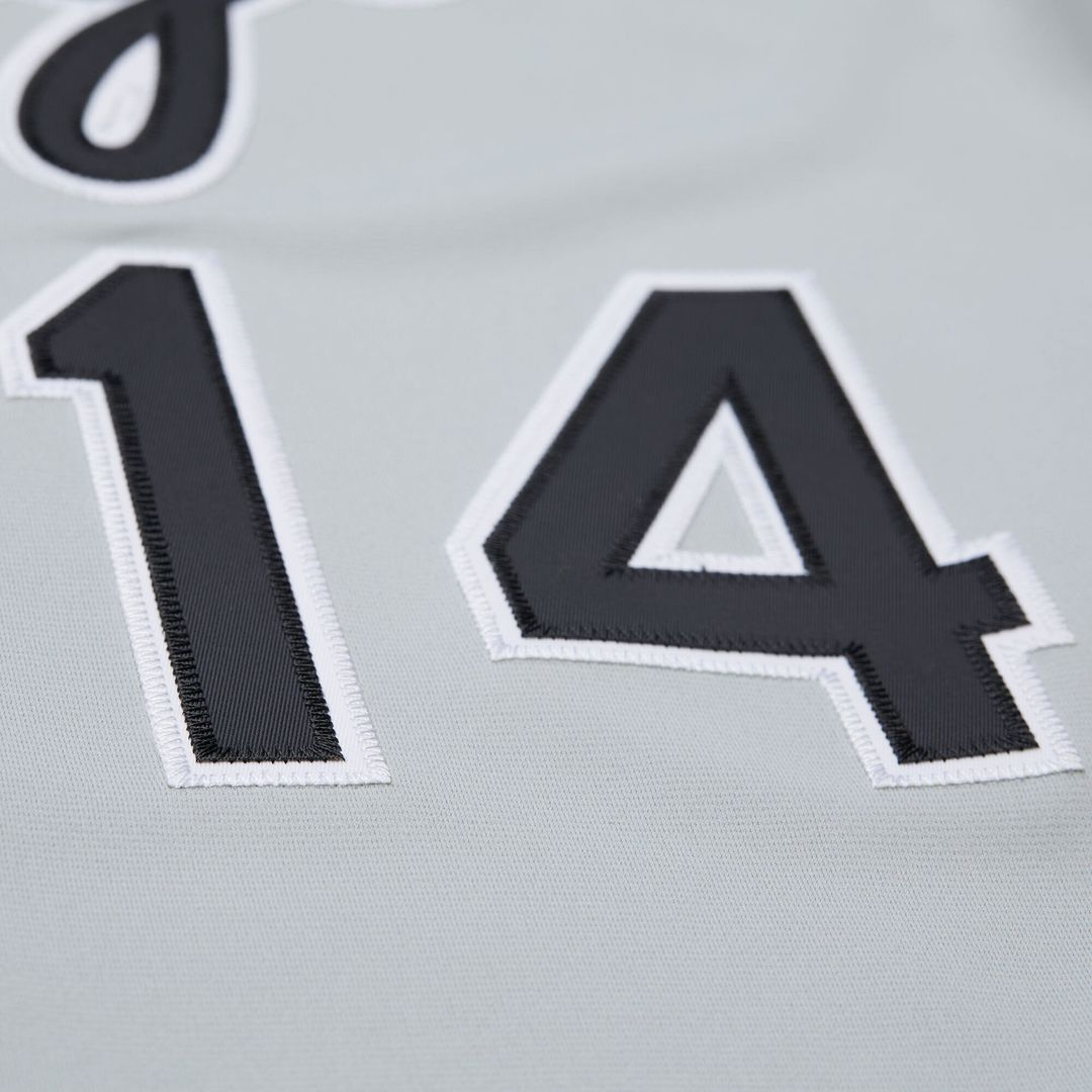 Chicago White Sox Paul Konerko 2005 Cooperstown Authentic Jersey — Gray