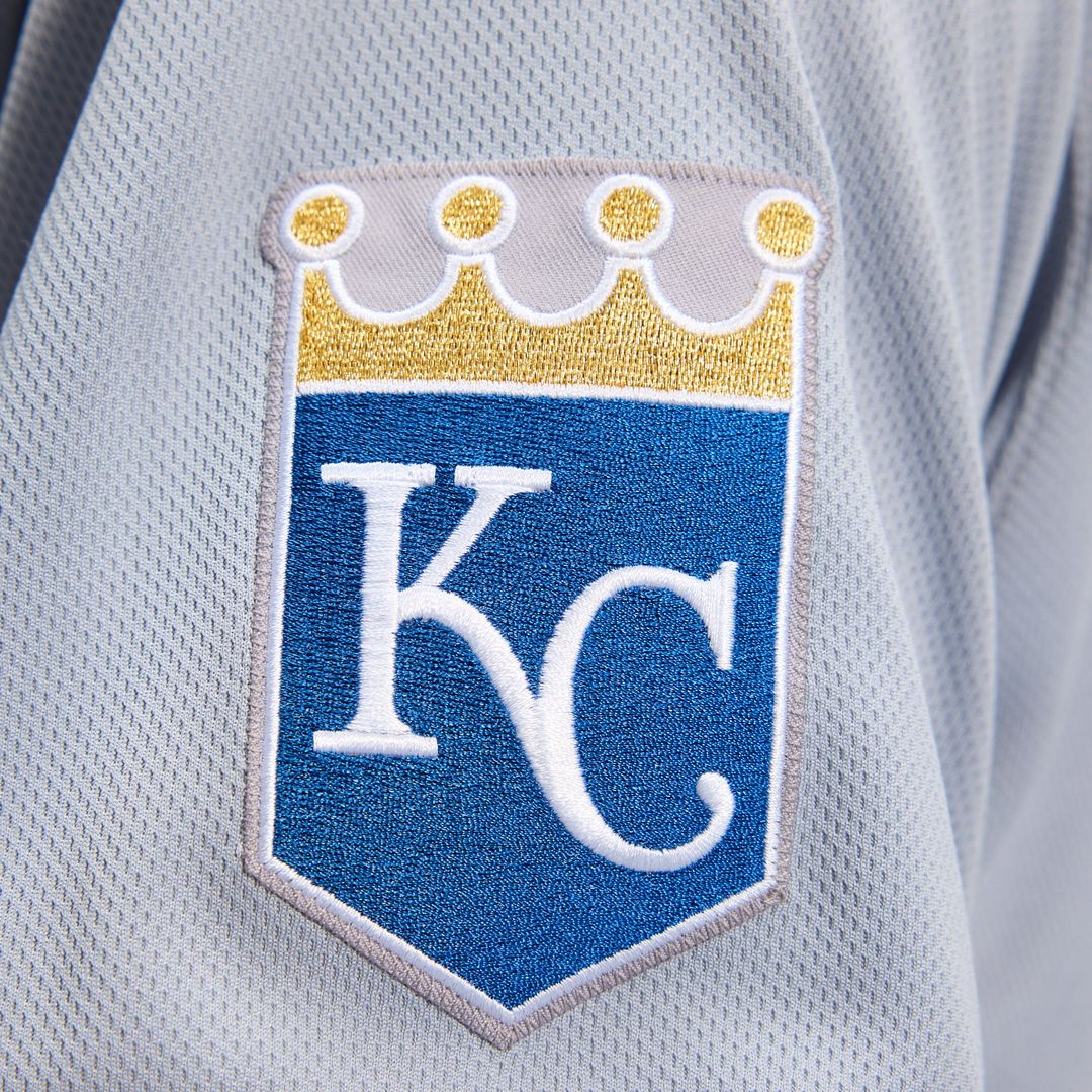 Kansas City Royals 2022 Road Authentic Jersey — Gray