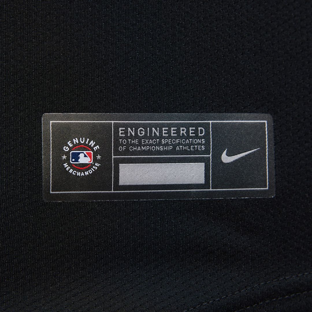 Chicago White Sox Alternate Limited Jersey — Black