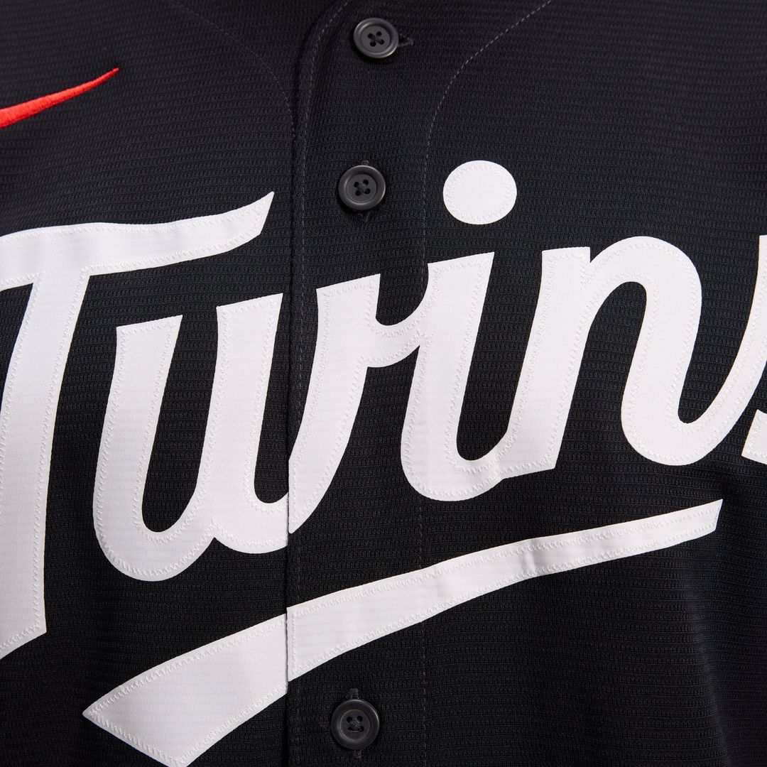 Minnesota Twins Alternate Replica Jersey — Cream